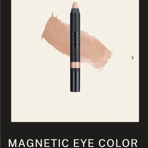 NUDESTIX magnetic luminous eye color in shade ANGEL.